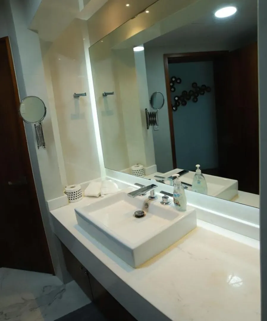 Condominio Cancun Plaza アパート